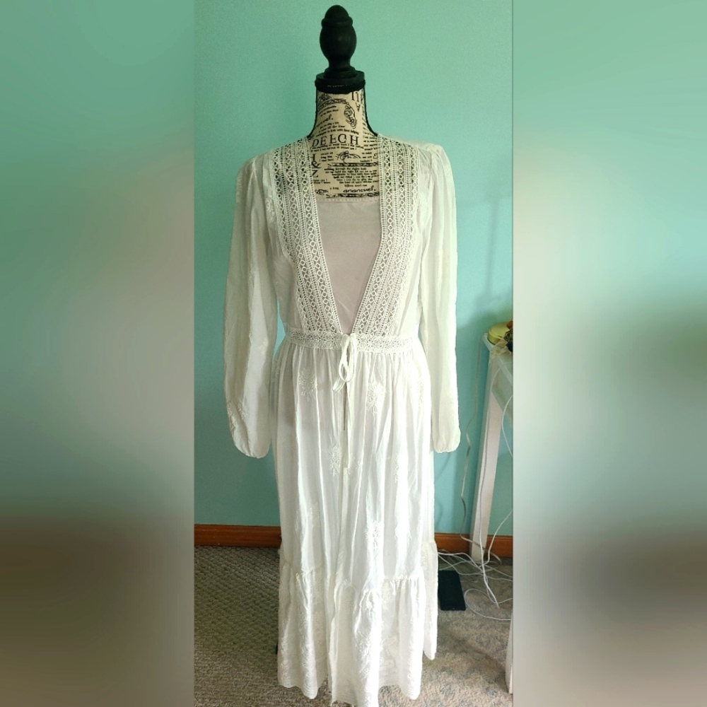 🎉HP!🎉NWT! Cotton Cover up Size M